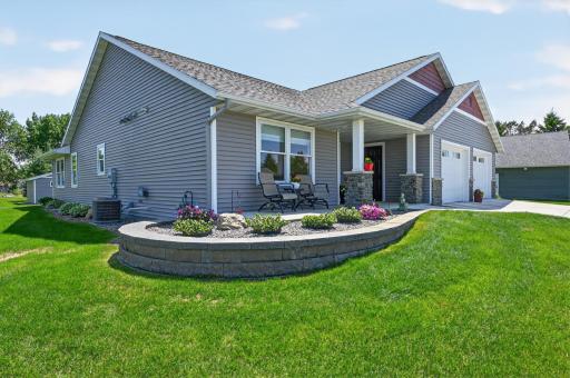 614 Dewberry Lane, Alexandria, MN 56308