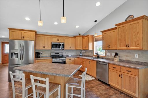 614 Dewberry Lane, Alexandria, MN 56308