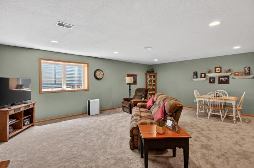 614 Dewberry Lane, Alexandria, MN 56308