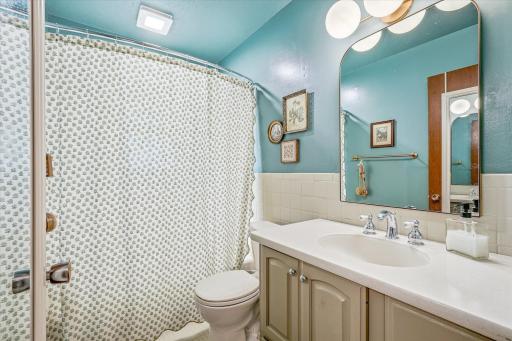 3485 Bellaire Avenue, Saint Paul, MN 55110