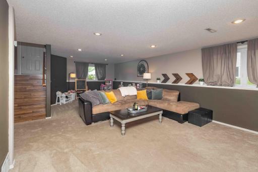 907 11th Avenue SE, Barnesville, MN 56514