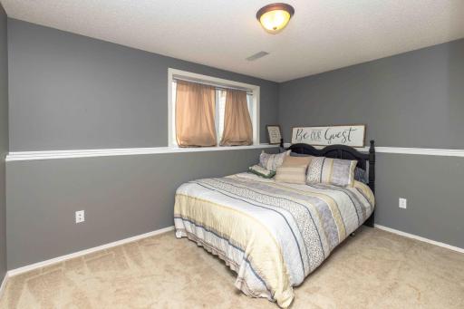 907 11th Avenue SE, Barnesville, MN 56514