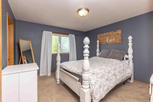 907 11th Avenue SE, Barnesville, MN 56514