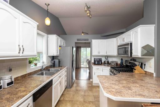 907 11th Avenue SE, Barnesville, MN 56514