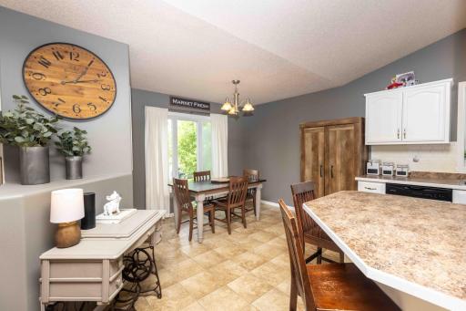 907 11th Avenue SE, Barnesville, MN 56514