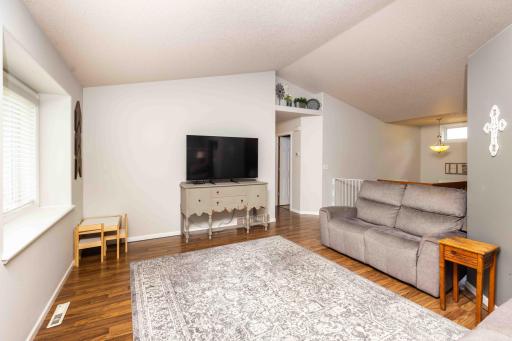 907 11th Avenue SE, Barnesville, MN 56514