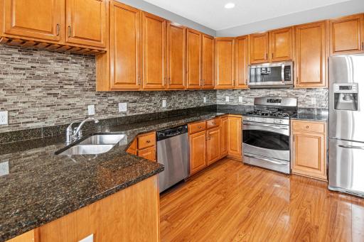 10174 Indigo Drive, Eden Prairie, MN 55347