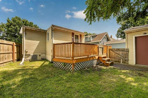 212 10 1/2 Street SE, Rochester, MN 55904