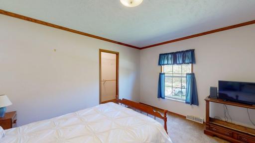 10676 Hillcrest Drive, Orr, MN 55771