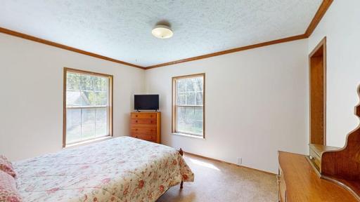 10676 Hillcrest Drive, Orr, MN 55771