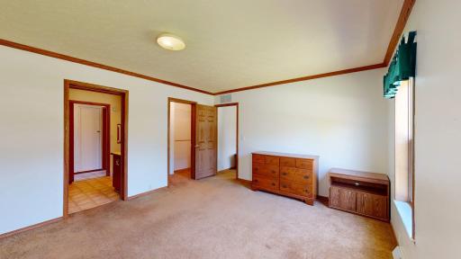 10676 Hillcrest Drive, Orr, MN 55771