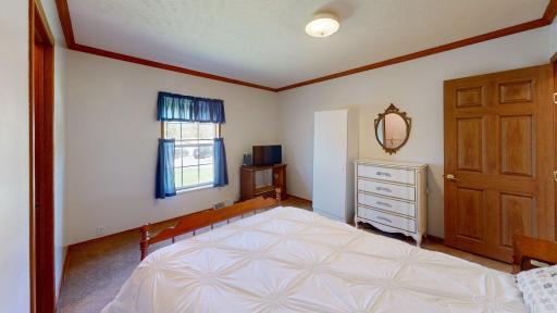 10676 Hillcrest Drive, Orr, MN 55771