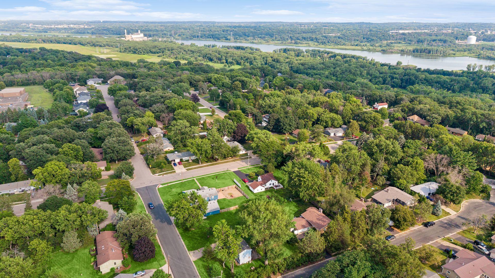 6 Mission Lane, Bloomington, MN 55420 3 Bedrooms, 2 bathrooms, 1 car attached, Finished Garage, and over 2000 finished square feet.