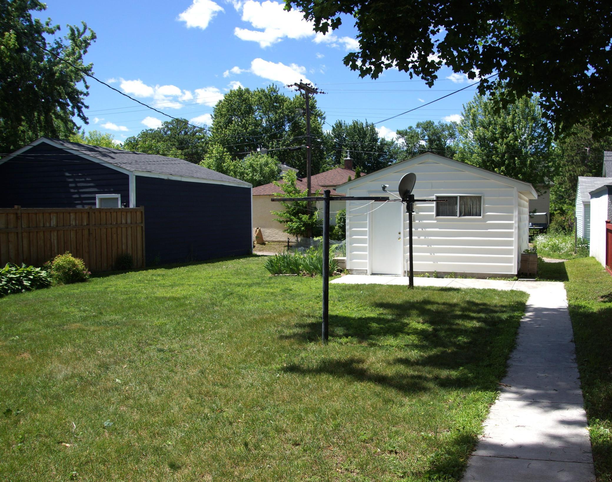 Photo 4