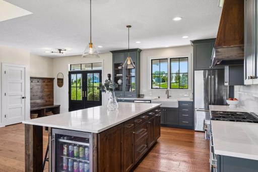 8182 Waterset Circle, Mound, MN 55364