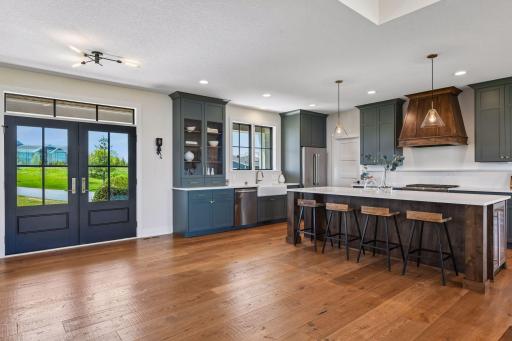 8182 Waterset Circle, Mound, MN 55364