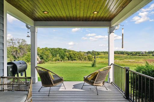 8182 Waterset Circle, Mound, MN 55364