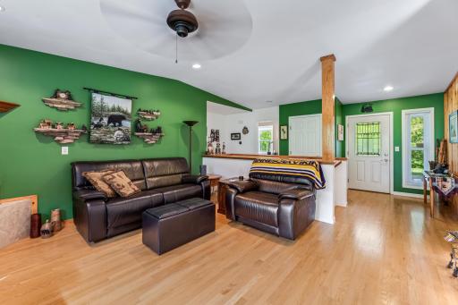 S3531 Bobcat Trail, Fountain City, WI 54629