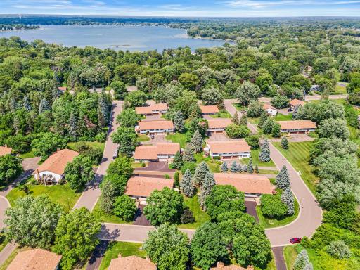Enjoy the area and all it has to offer with this perfect location in Shoreview.