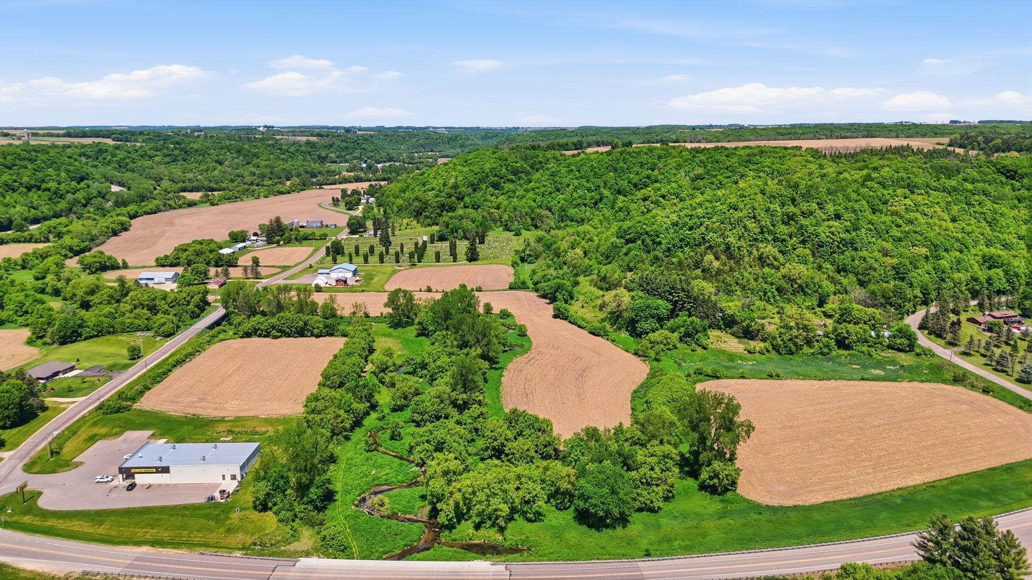 35 Stunning Acres