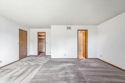 7629 74th Street S, Cottage Grove, MN 55016