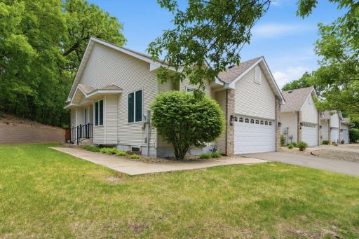 815 Wescott Square, Eagan, MN 55123