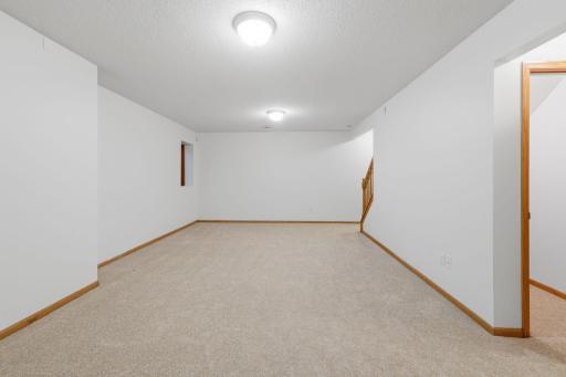 815 Wescott Square, Eagan, MN 55123