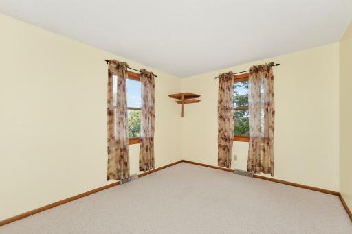 105 6th Avenue NW, Dodge Center, MN 55927