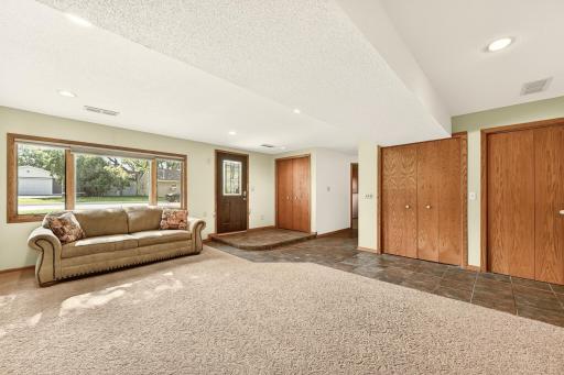 105 6th Avenue NW, Dodge Center, MN 55927