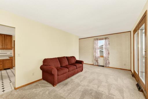 105 6th Avenue NW, Dodge Center, MN 55927