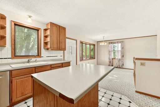 105 6th Avenue NW, Dodge Center, MN 55927
