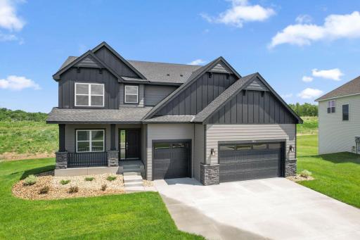 911 Milborne Lane NW, Rochester, MN 55901