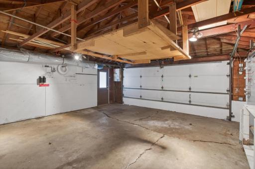 1502 Sherren Avenue E, Saint Paul, MN 55109