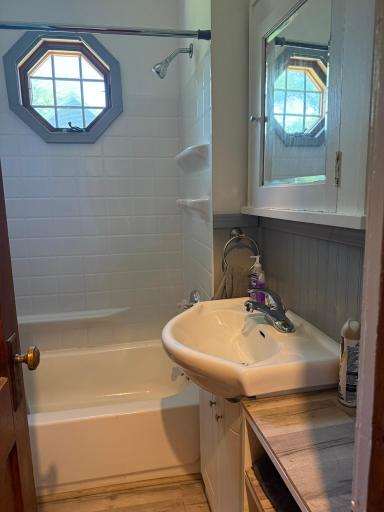 211 2nd Street SE, New Richland, MN 56072
