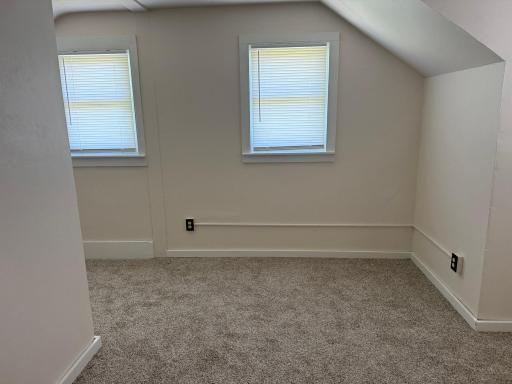 211 2nd Street SE, New Richland, MN 56072