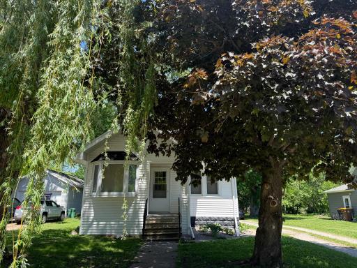 211 2nd Street SE, New Richland, MN 56072