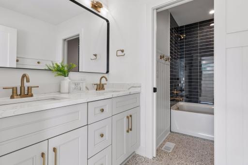 5705 Dupont Avenue South - - 0036.jpg