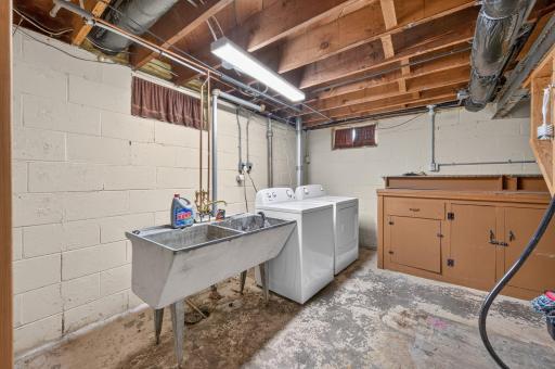 1455 Schletti Street, Saint Paul, MN 55117