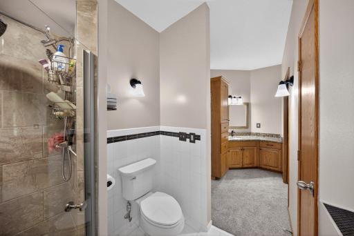 801 Grandview Court SE, Stewartville, MN 55976