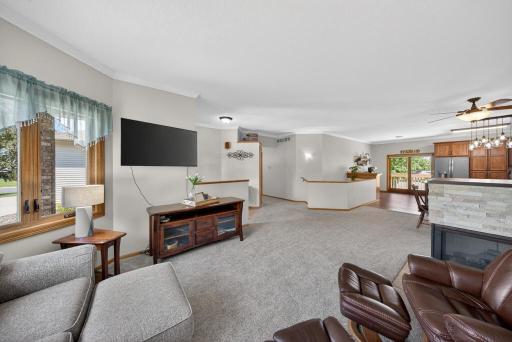 801 Grandview Court SE, Stewartville, MN 55976