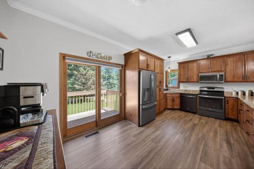 801 Grandview Court SE, Stewartville, MN 55976
