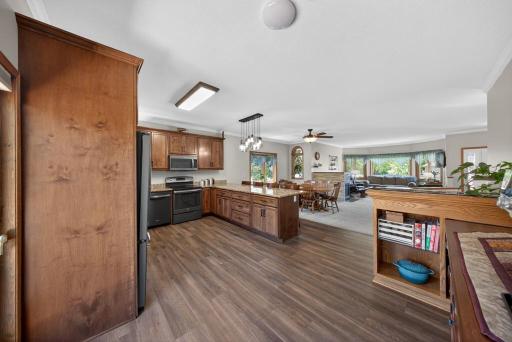 801 Grandview Court SE, Stewartville, MN 55976