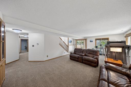 801 Grandview Court SE, Stewartville, MN 55976