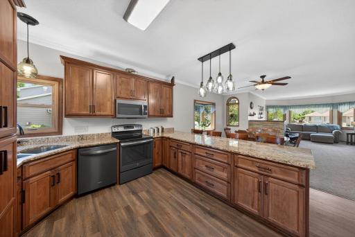 801 Grandview Court SE, Stewartville, MN 55976