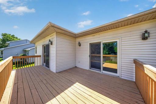 801 Grandview Court SE, Stewartville, MN 55976