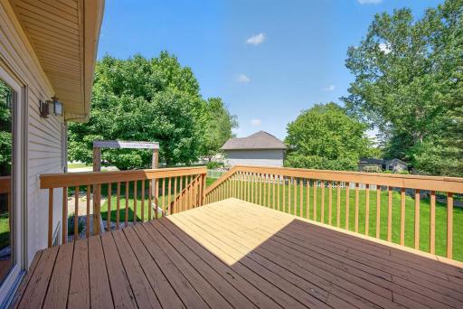 801 Grandview Court SE, Stewartville, MN 55976