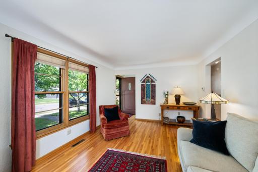 1200 Stryker Avenue, Saint Paul, MN 55118
