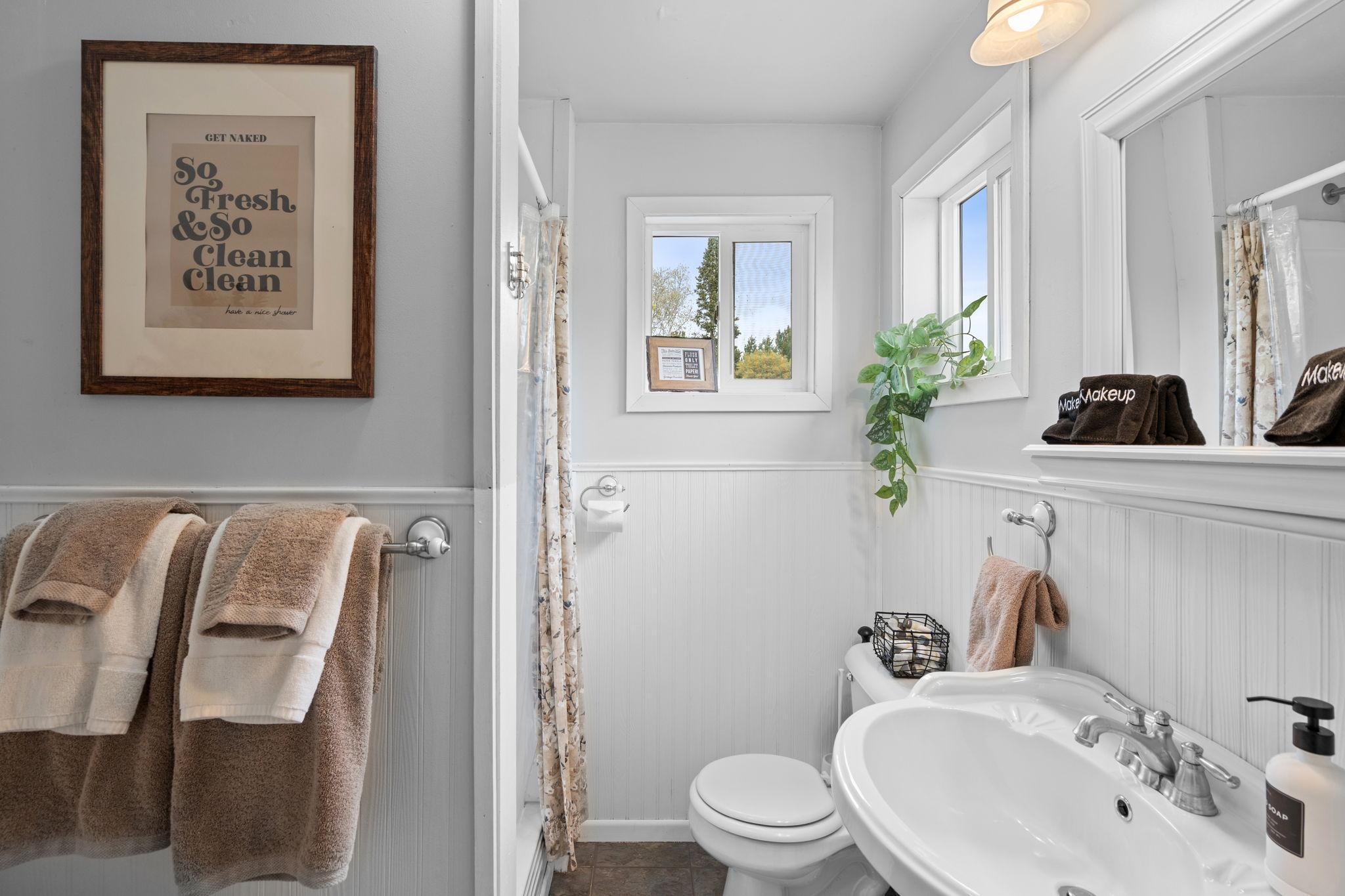 34-web-or-mls-w7341-pair-o-lakes-rd.jpg