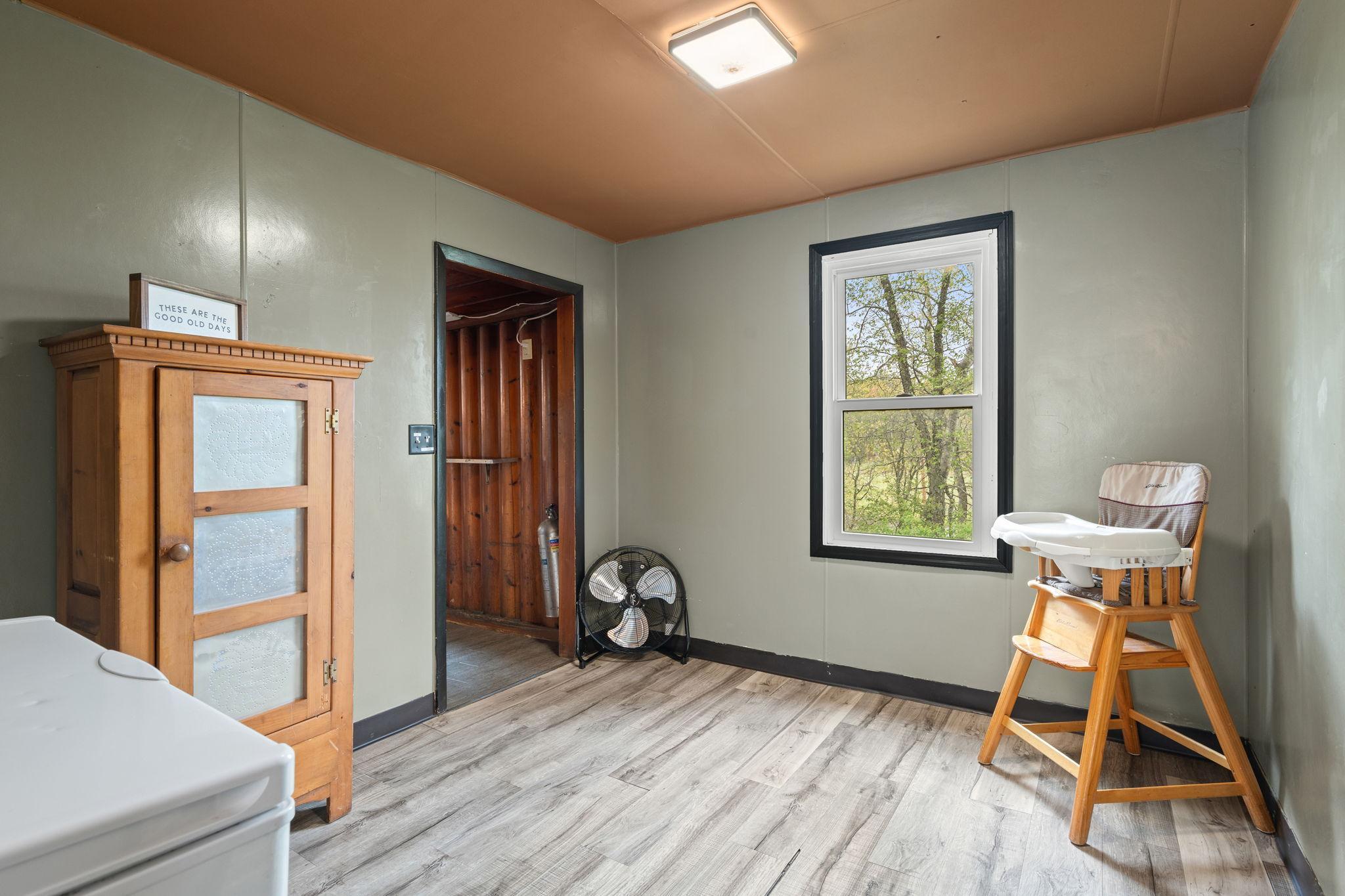 13-web-or-mls-w7341-pair-o-lakes-rd.jpg