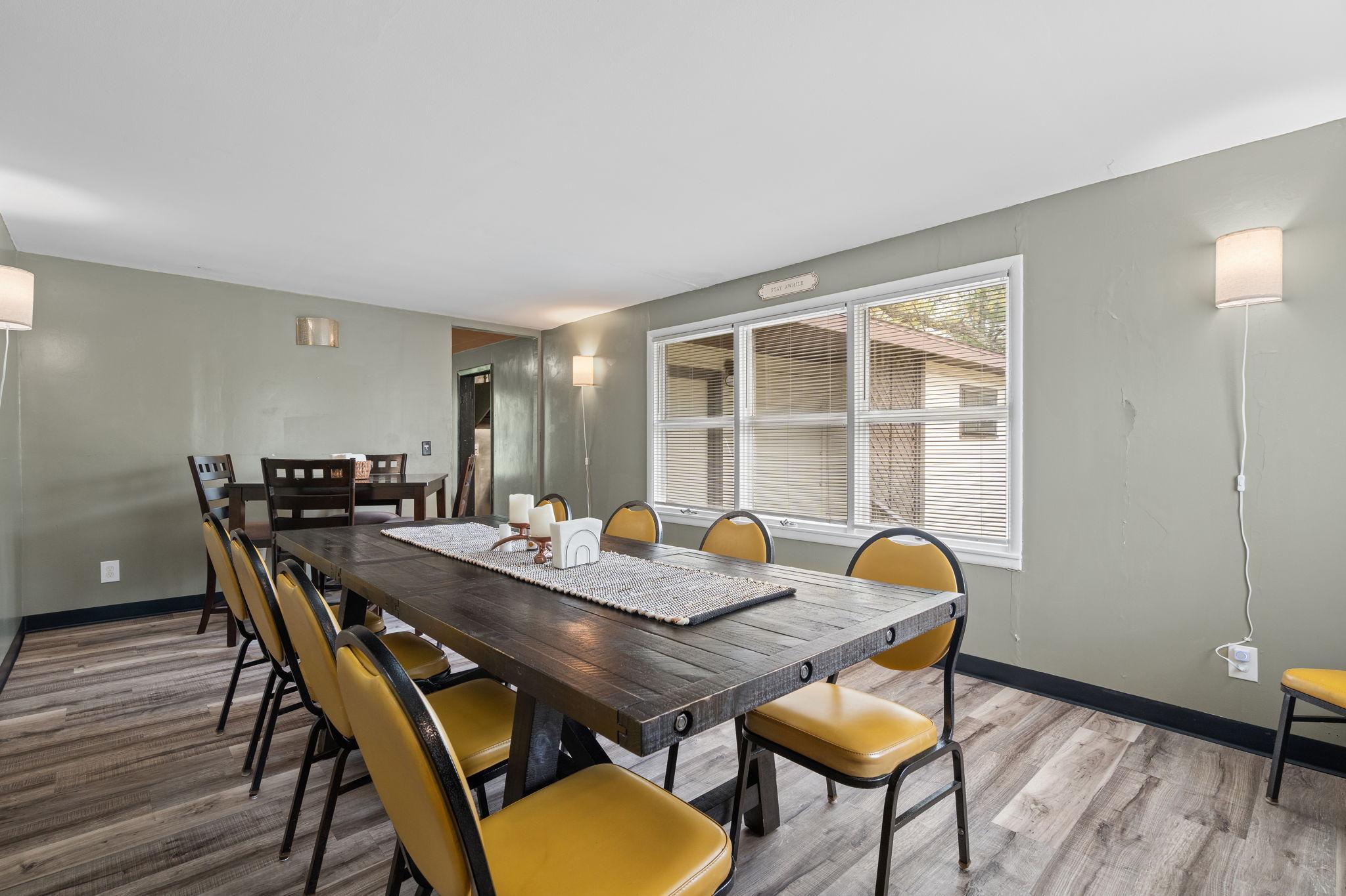 19-web-or-mls-w7341-pair-o-lakes-rd.jpg